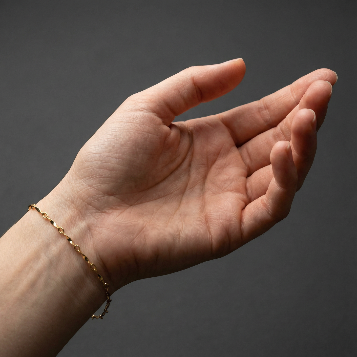 14k gold wave pattern bracelet