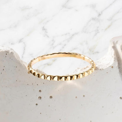 14K Solid Gold Engraved Gear Ring, Sparkly Striped Wedding