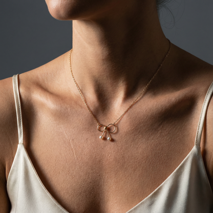 14K Gold Natural Pearl Bow Necklace